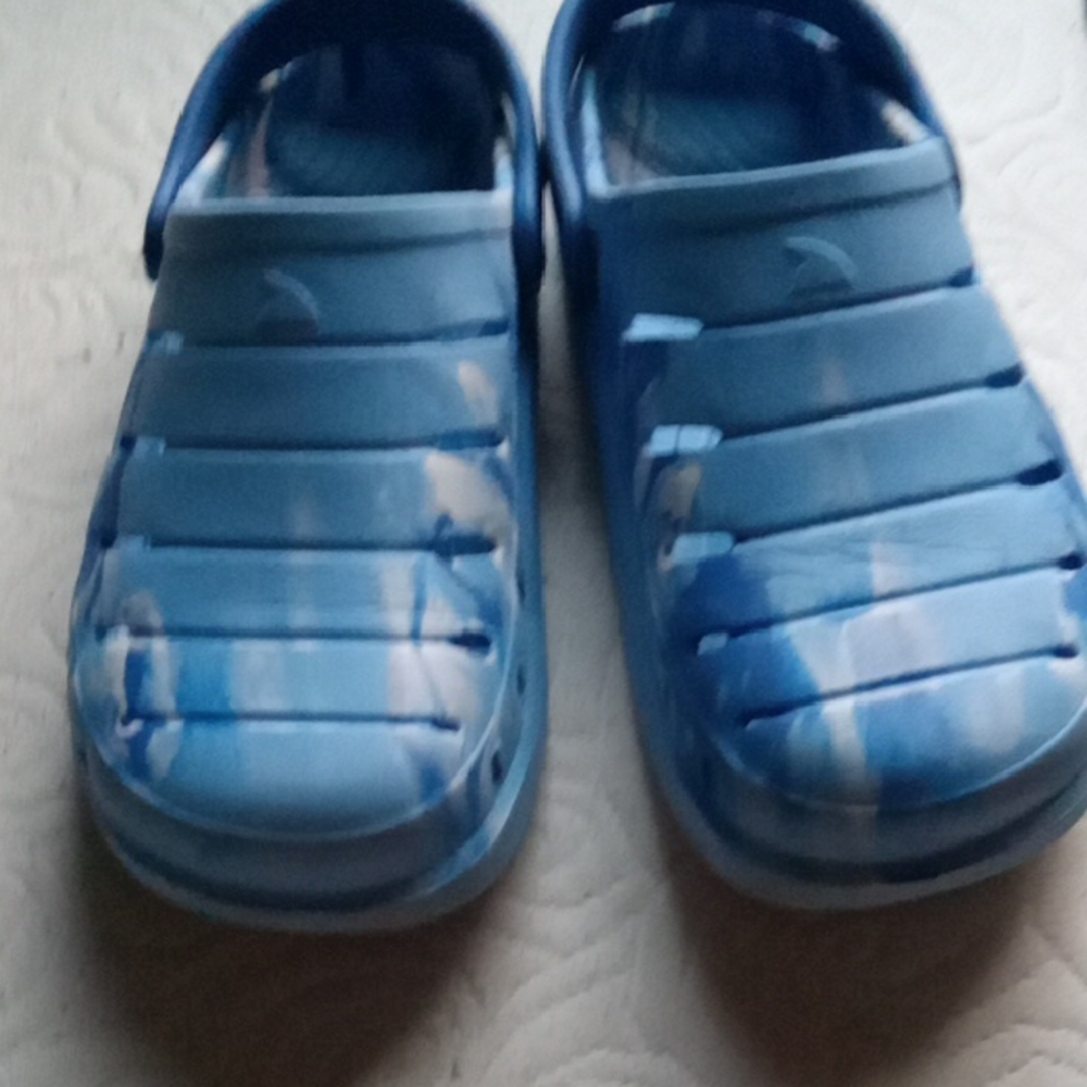 Kids Blue Crocs Rugged Shark